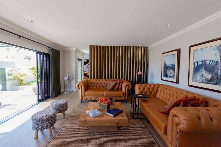 3 Bedroom Property for Sale in Calypso Beach Western Cape